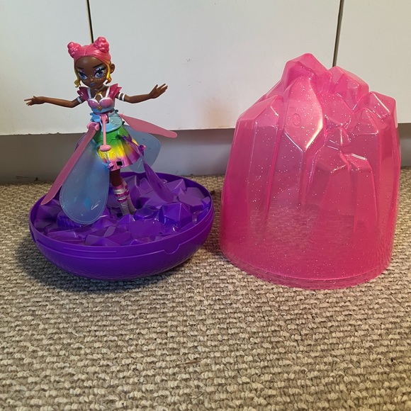 NO LONGER AVAILABLE Hitchmals Crystal Flyers - USB charger included. - Picture 3 of 3